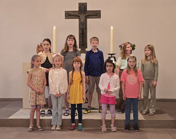 1000402349-1600.jpg Kinderchor