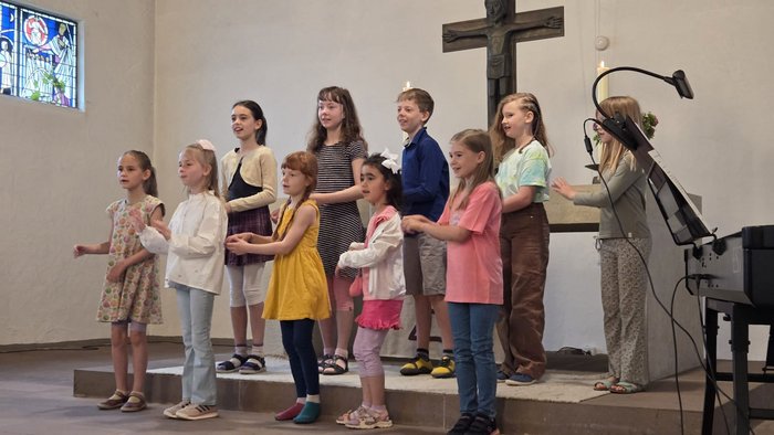 1000142137-1600.jpg Kinderchor