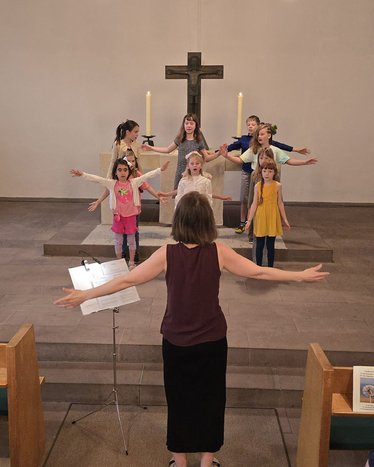 1000402348-1600.jpg Kinderchor